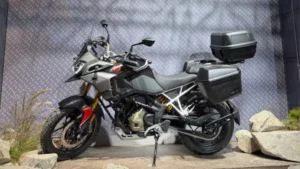 TVS Apache RTX 300