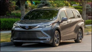 Toyota Sienna 2025