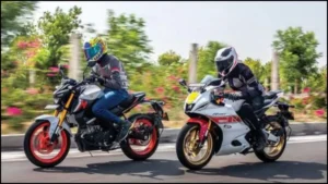 Yamaha YZF R15 V3 and MT 15 Comparison